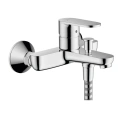 Смеситель для ванны и душа Hansgrohe Vernis Blend настенный, хром, с переключателем и двумя уровнями расхода воды (71454000) - миниатюра фото 1