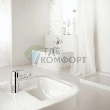 Комплект сантехники Hansgrohe Talis E2: смеситель для ванны с душем, смеситель для раковины и душевая стойка - фото 2