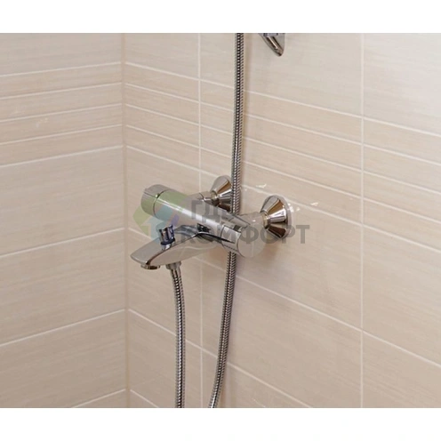 Термостат Oras Cubista 2875U: Идеальная температура для душа и ванны - фото 4