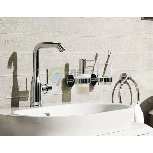 Смеситель Grohe Essence New 32628001 для раковины: стиль и функциональность - фото 3