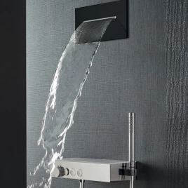 HAFRO ICON CASCATA LAMA Настенный излив каскад 30х14,5 см, цвет черный матовый (SSGCL0000 nero)