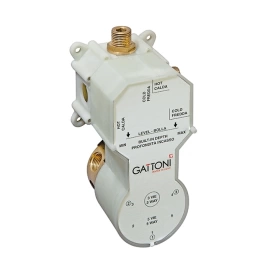 Gattoni GBOX Универсальная монтажная коробка под встраиваемый смеситель для душа на 2-5 источников, входы 1/2, цвет хром (SC0500000)