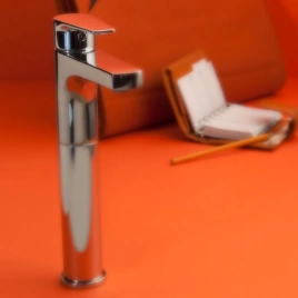 Bongio Pi7 Смеситель для раковины с высоким изливом, цвет хром (07532CRPR)