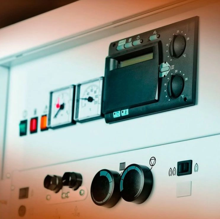Газовый напольный одноконтурный котел с открытой камерой сгорания Protherm Гризли 130 KLO фото 2